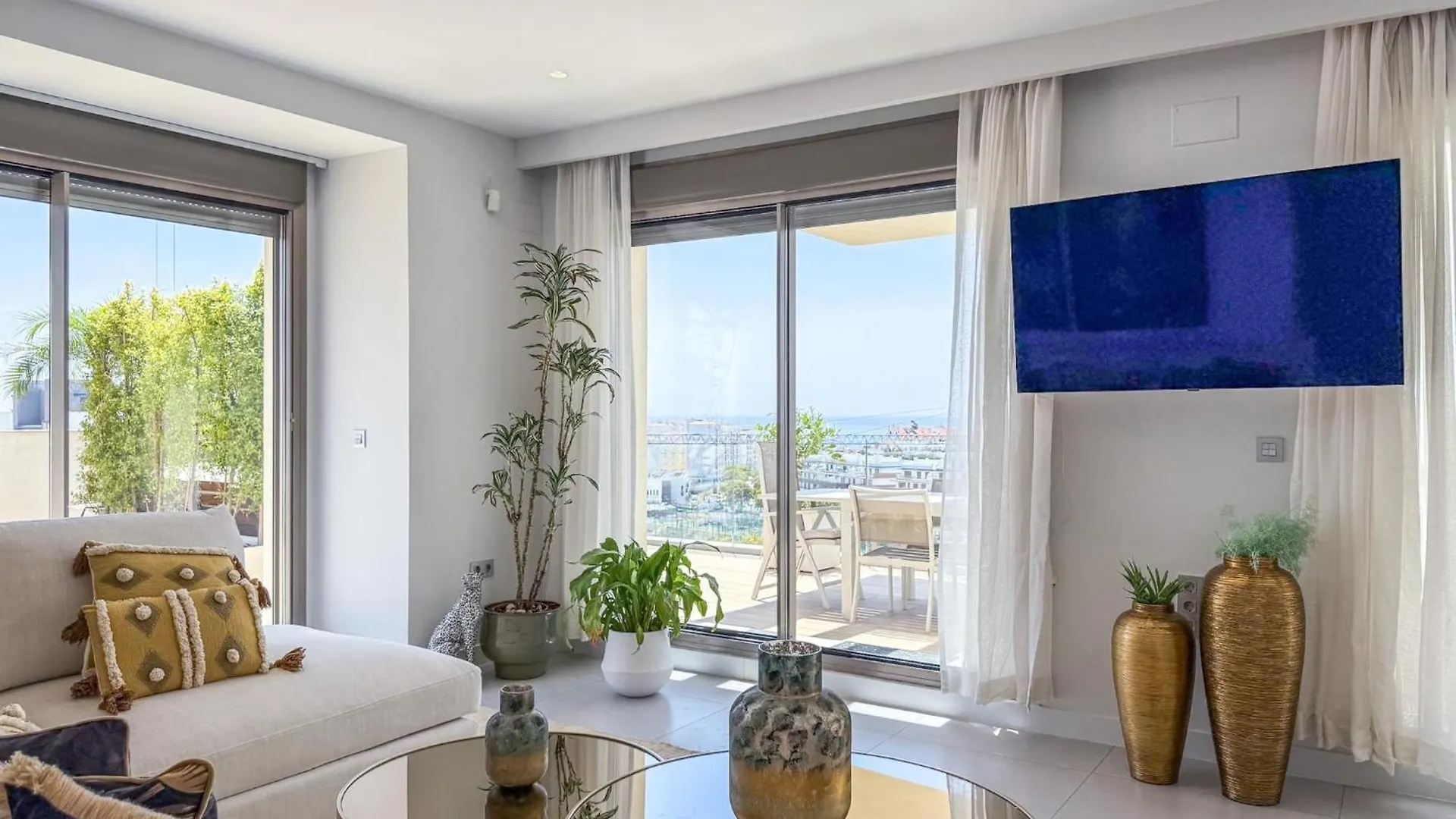 Hanami Scenic Luxury Apartment Estepona 0*,  İspanya